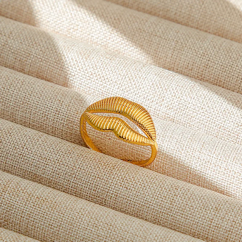 Gold Plated Anti Tarnish Lips Ring