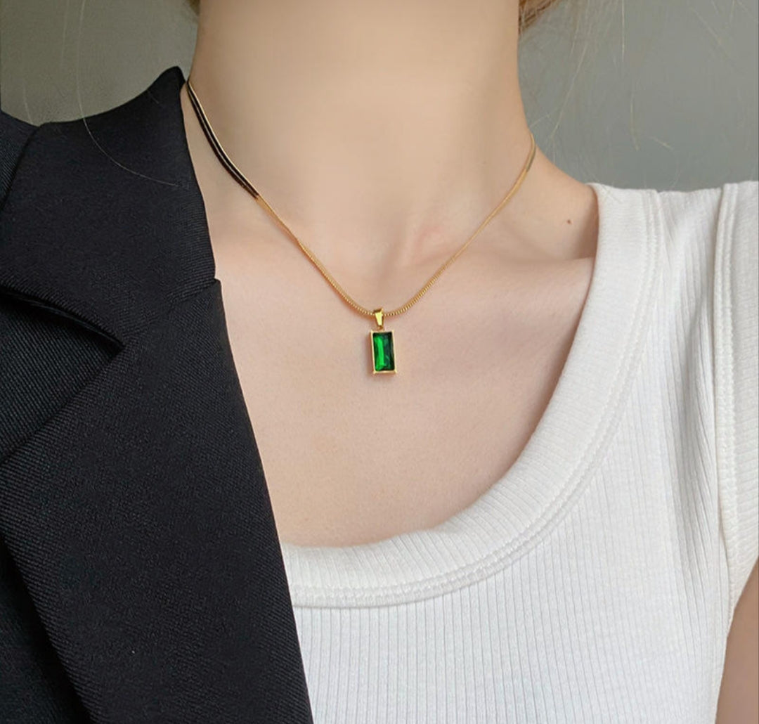 Emerald Bar Drop Snake Chain Neckpiece