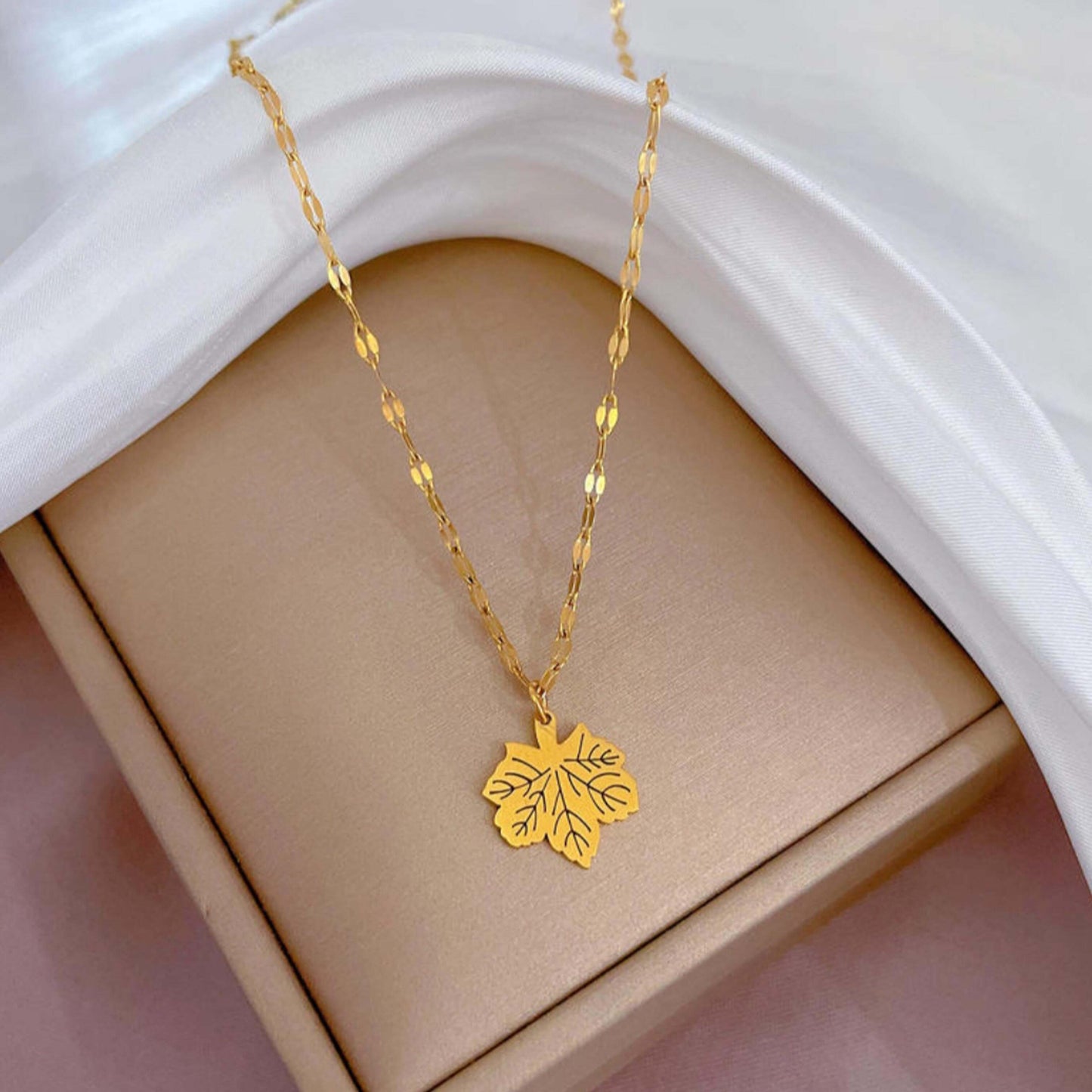 Golden Anti Tarnish Maple Leaf Neckpiece