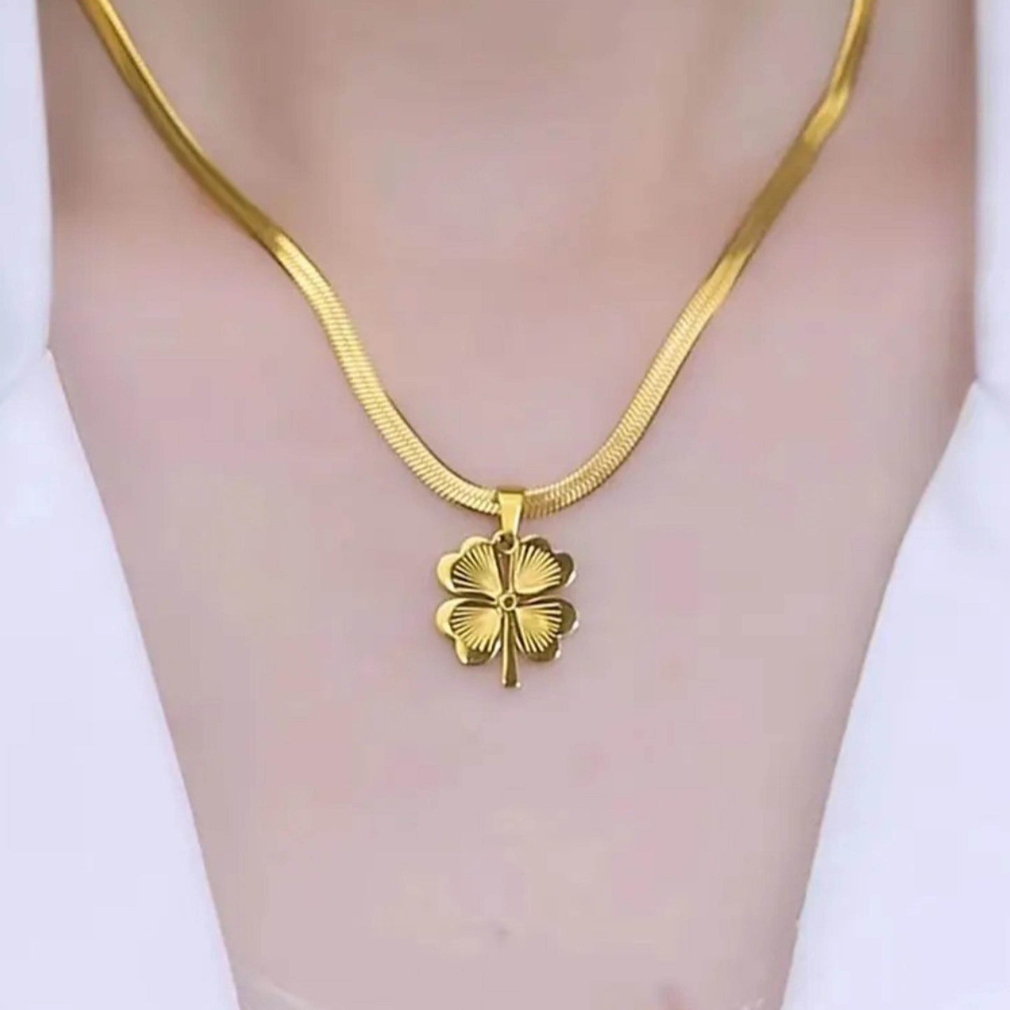 Golden Anti Tarnish Four Leaf Clover Neckpiece
