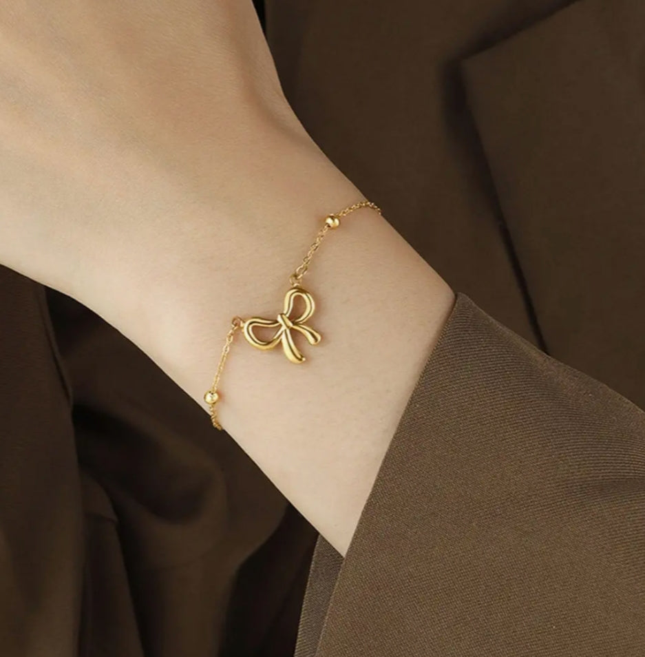 Gold Anti Tarnish Bow Bracelet