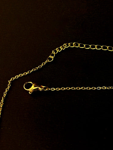 Gold Anti Tarnish Bow Neckpiece
