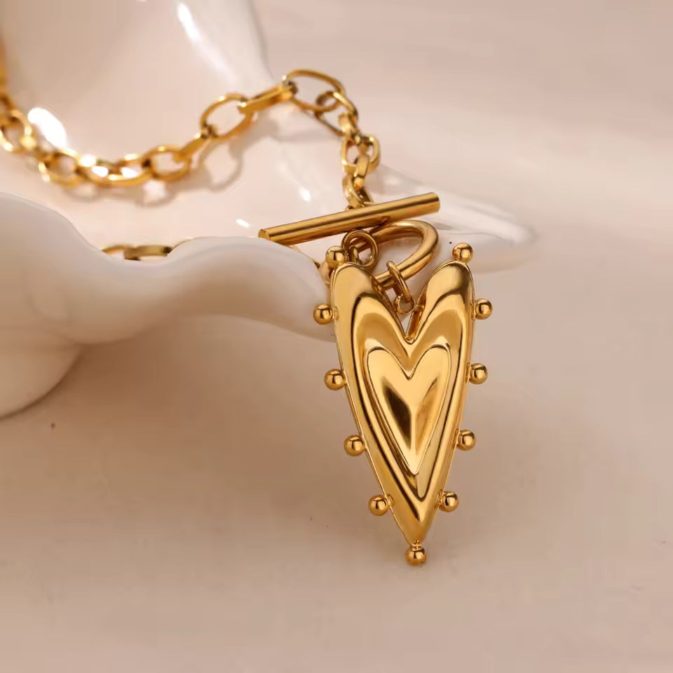 Gold Anti Tarnish Heartlock Neckpiece