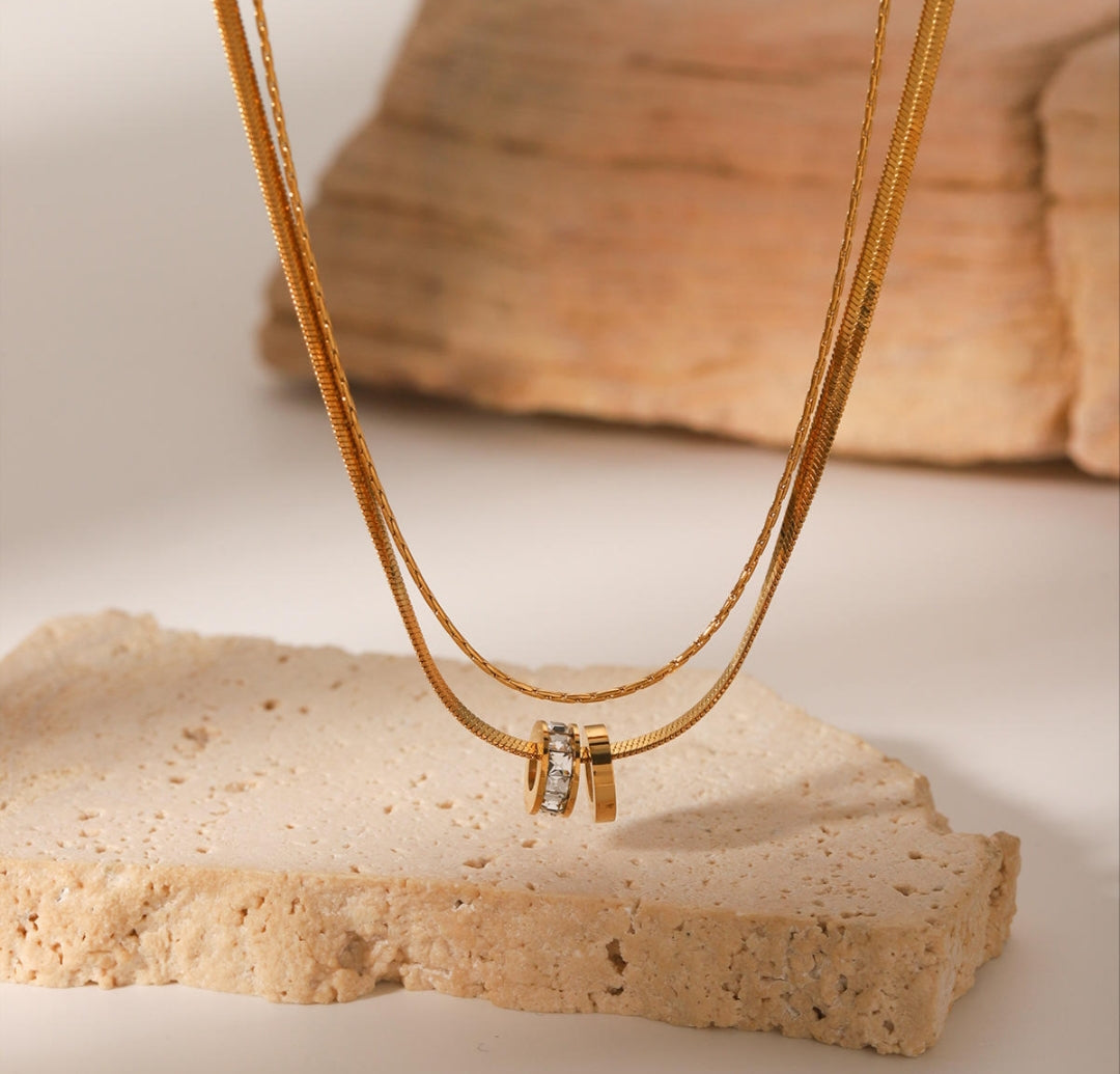 Double Layered Rings Neckpiece