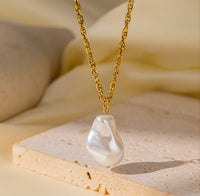 Freshwater pearl anti tarnish neckpiece