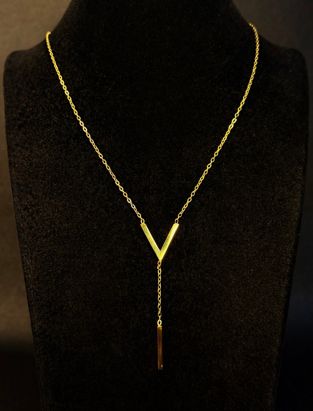 FO V-Drop Neckpiece – Gold