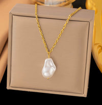 Freshwater pearl anti tarnish neckpiece