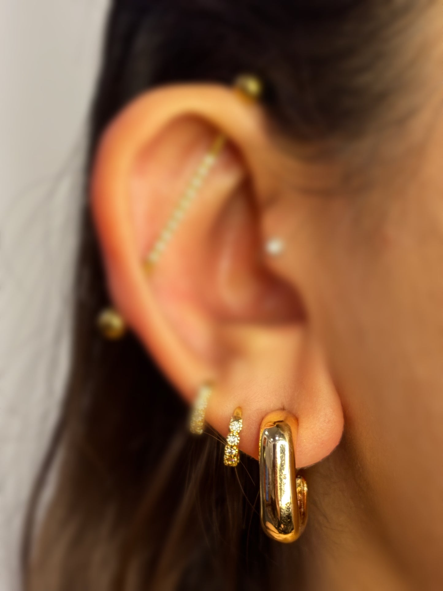 FO Curved Anti Tarnish Golden Hoops