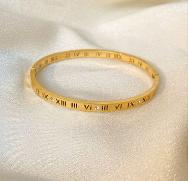 Roman Numeral Anti-Tarnish Bracelet